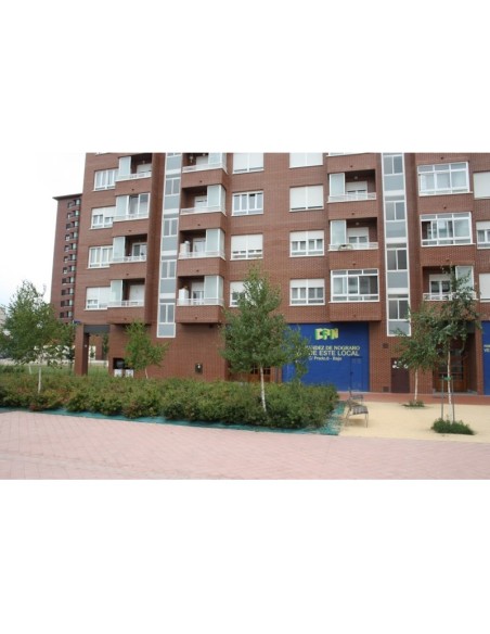 LOCAL C/  PASEO BERLIN  18-Bajo 8 LOCAL C/  PASEO BERLIN  18-Bajo 8