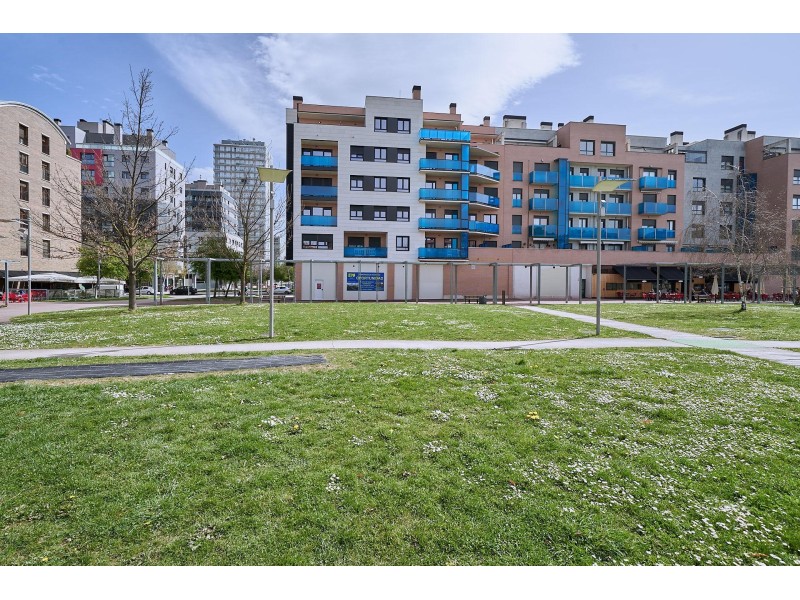 C/ PRAGA , AVENIDA DE