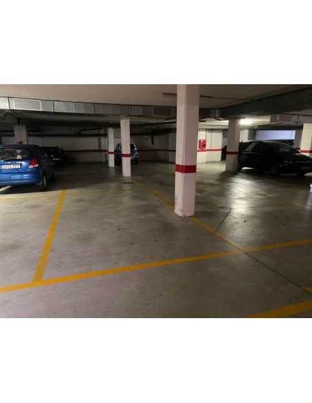 AVENIDA DE LA ILUSTRACION