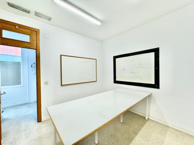 C/ PINTOR AURELIO VERA-FAJARDO