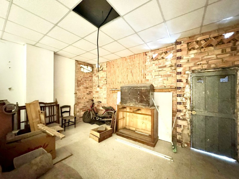 C/ PINTOR AURELIO VERA-FAJARDO