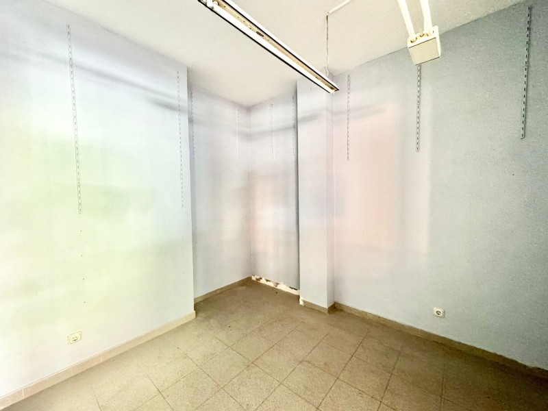 C/ PINTOR AURELIO VERA-FAJARDO