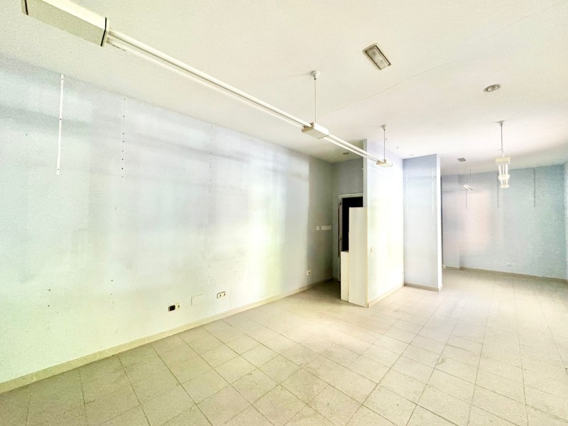 C/ PINTOR AURELIO VERA-FAJARDO