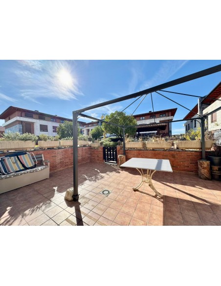 C/ ROSALIA DE CASTRO C/ ROSALIA DE CASTRO