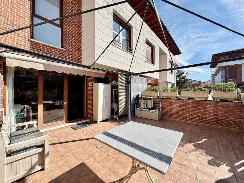 C/ ROSALIA DE CASTRO