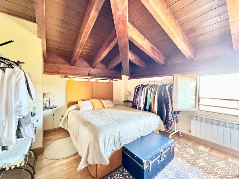 C/ ROSALIA DE CASTRO