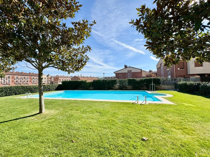 C/ ROSALIA DE CASTRO