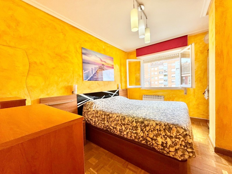 C/ FRANCISCO JAVIER DE LANDABURU