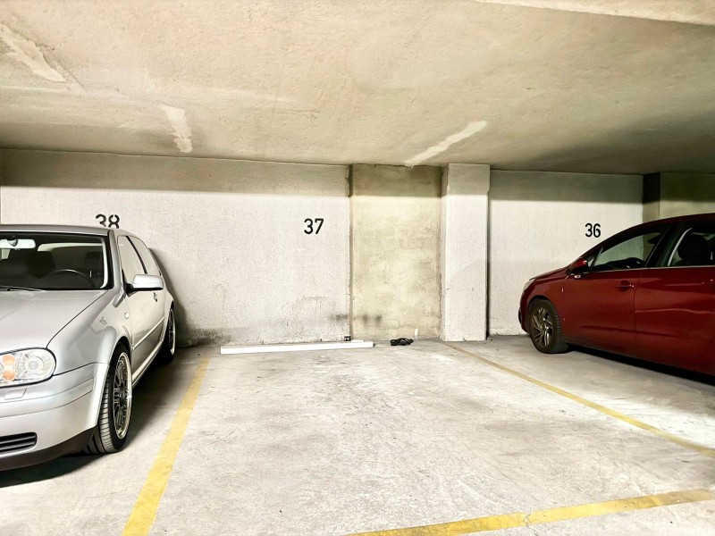 C/ FRANCISCO JAVIER DE LANDABURU