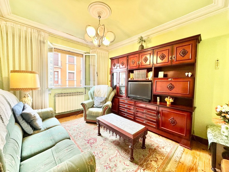 C/ DOMINGO BELTRAN DE OTAZU