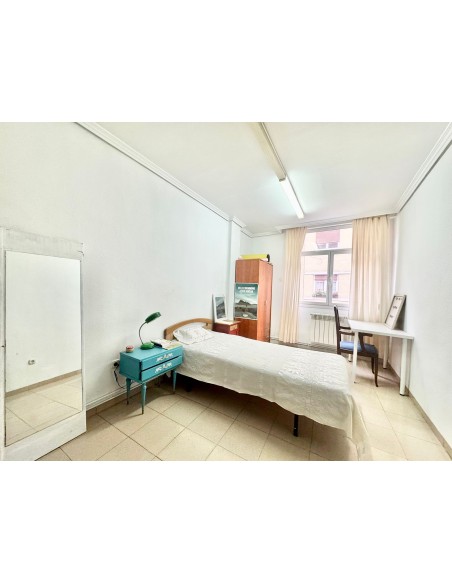 C/ DIEGO MARTINEZ DE ALAVA