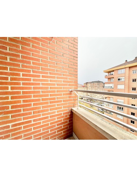 C/ VOLUNTARIA ENTREGA