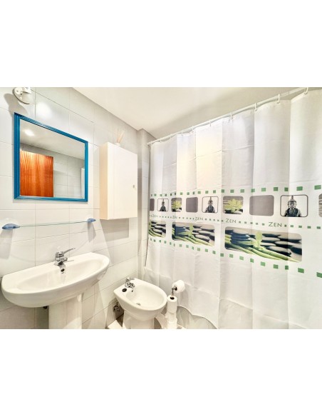 C/ MONASTERIO DE LEIRE