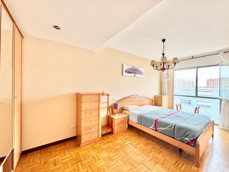 C/ MONASTERIO DE LEIRE