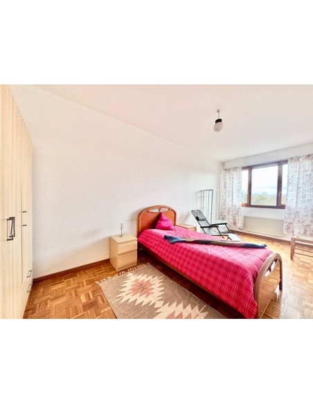 C/ FRANCISCO JAVIER DE LANDABURU