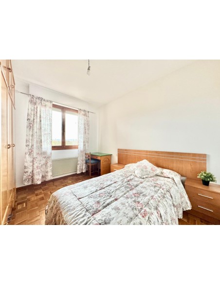 C/ FRANCISCO JAVIER DE LANDABURU