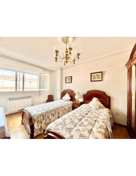 C/ GREGORIO MARAÑON