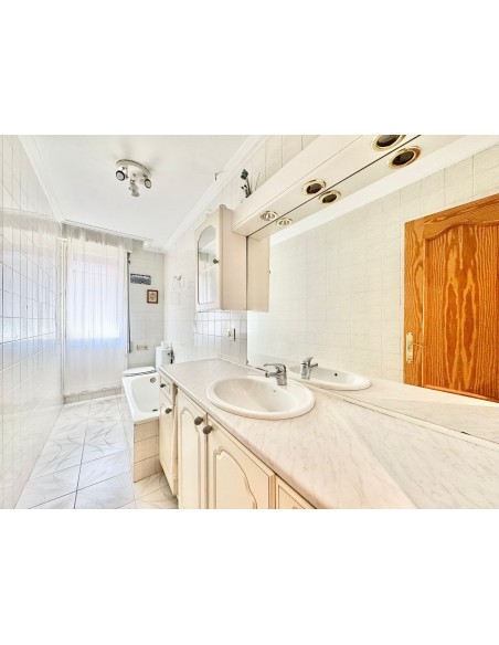 C/ BEATO TOMAS DE ZUMARRAGA