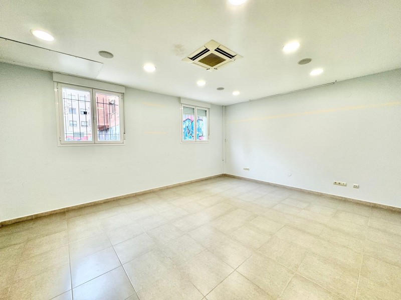 PASEO DE SALVADOR DE AZPIAZU