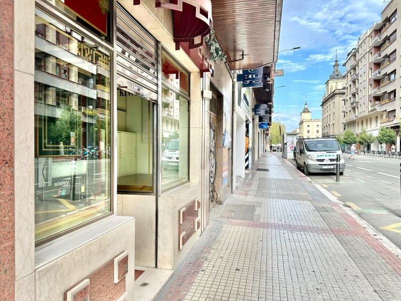 C/ OLAGUIBEL